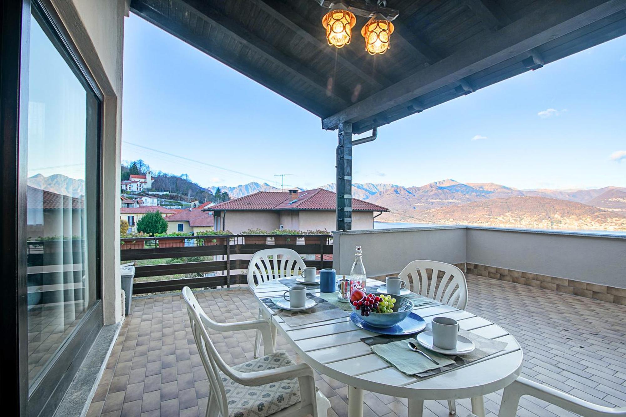 View Terrace Over The Borromean Isla - Happy * Stresa